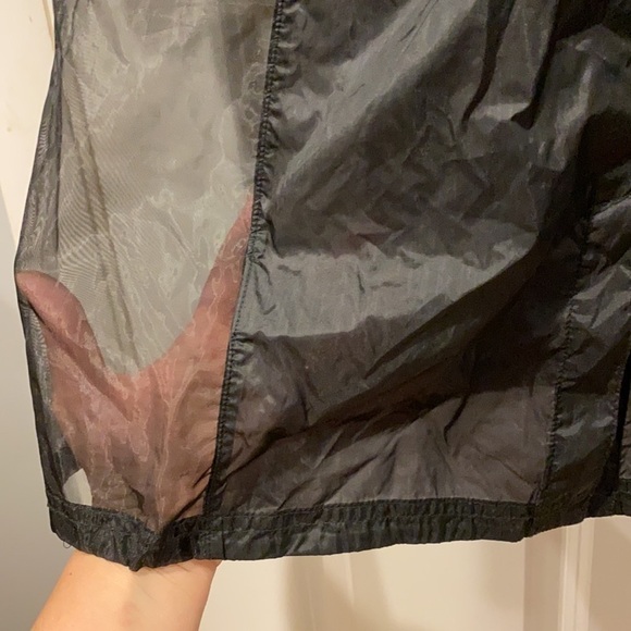 The North Face Black Vision Sheer Jacket - Picture 9 of 15